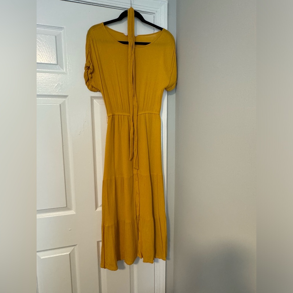 BB Dakota Yellow Sundress